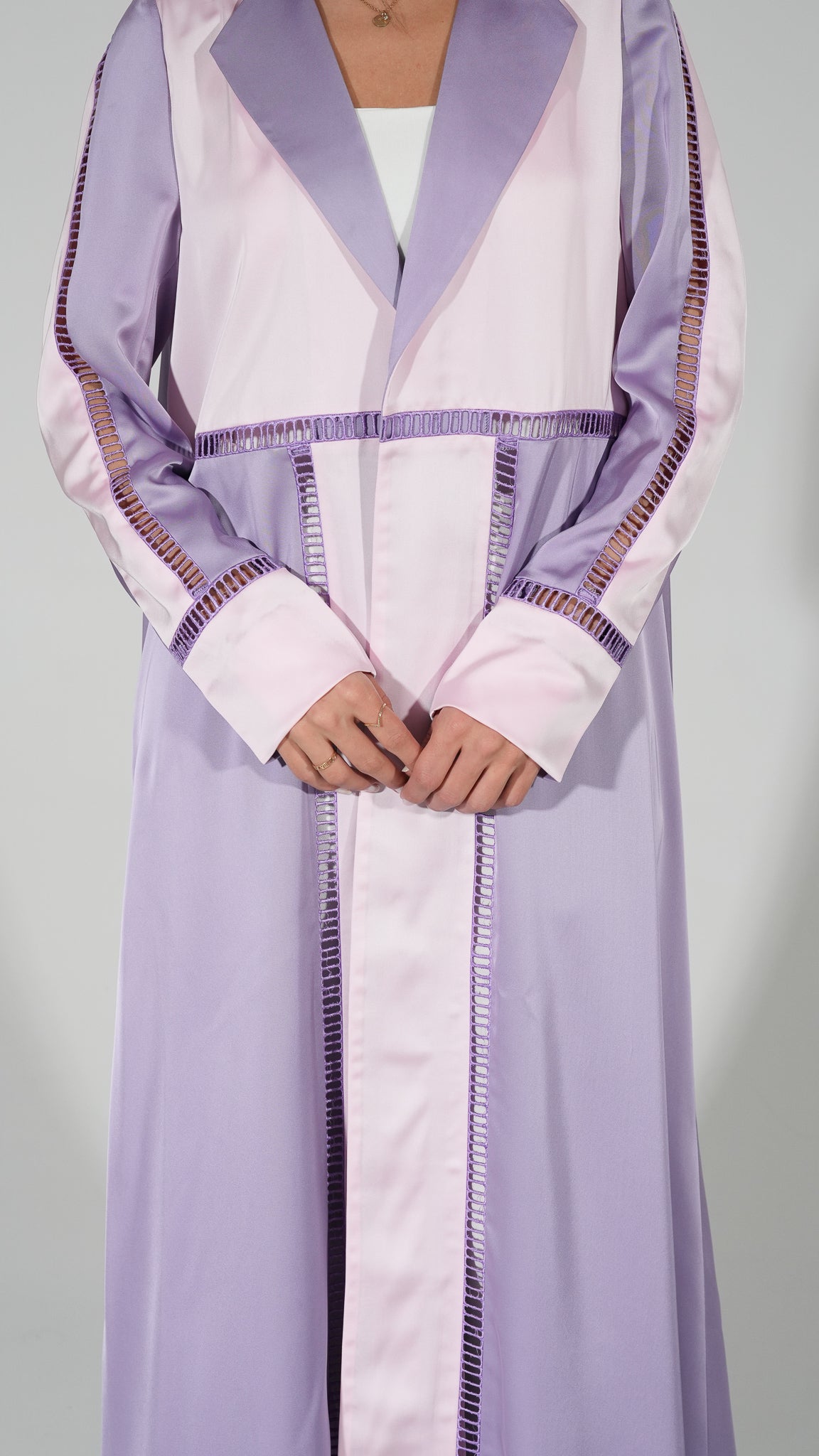Stryke Abaya