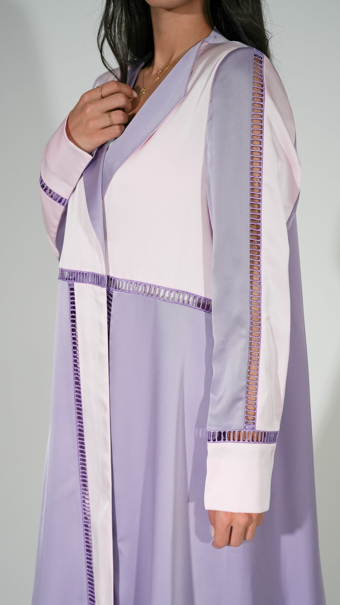 Stryke Abaya
