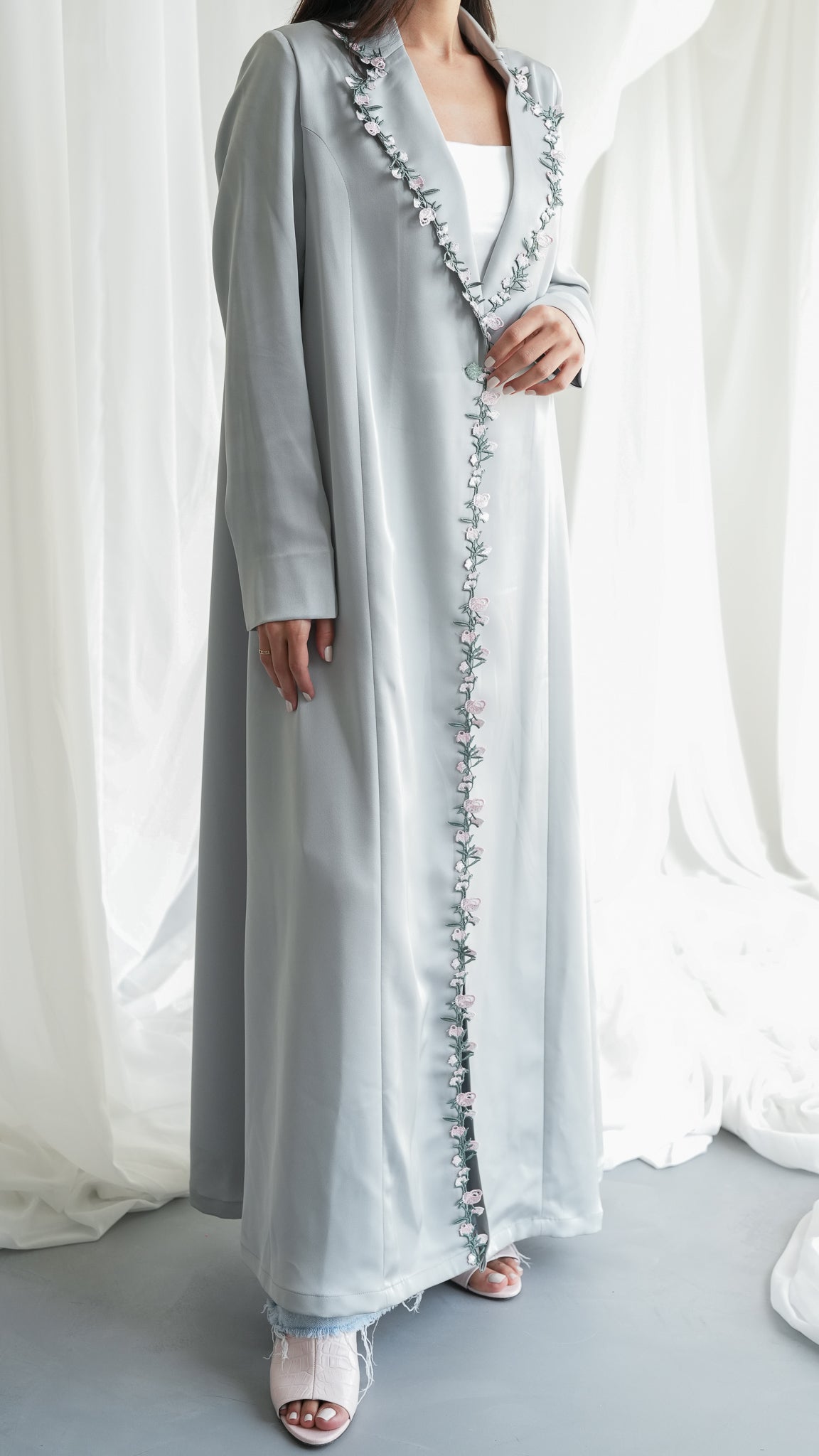 Olyra Abaya