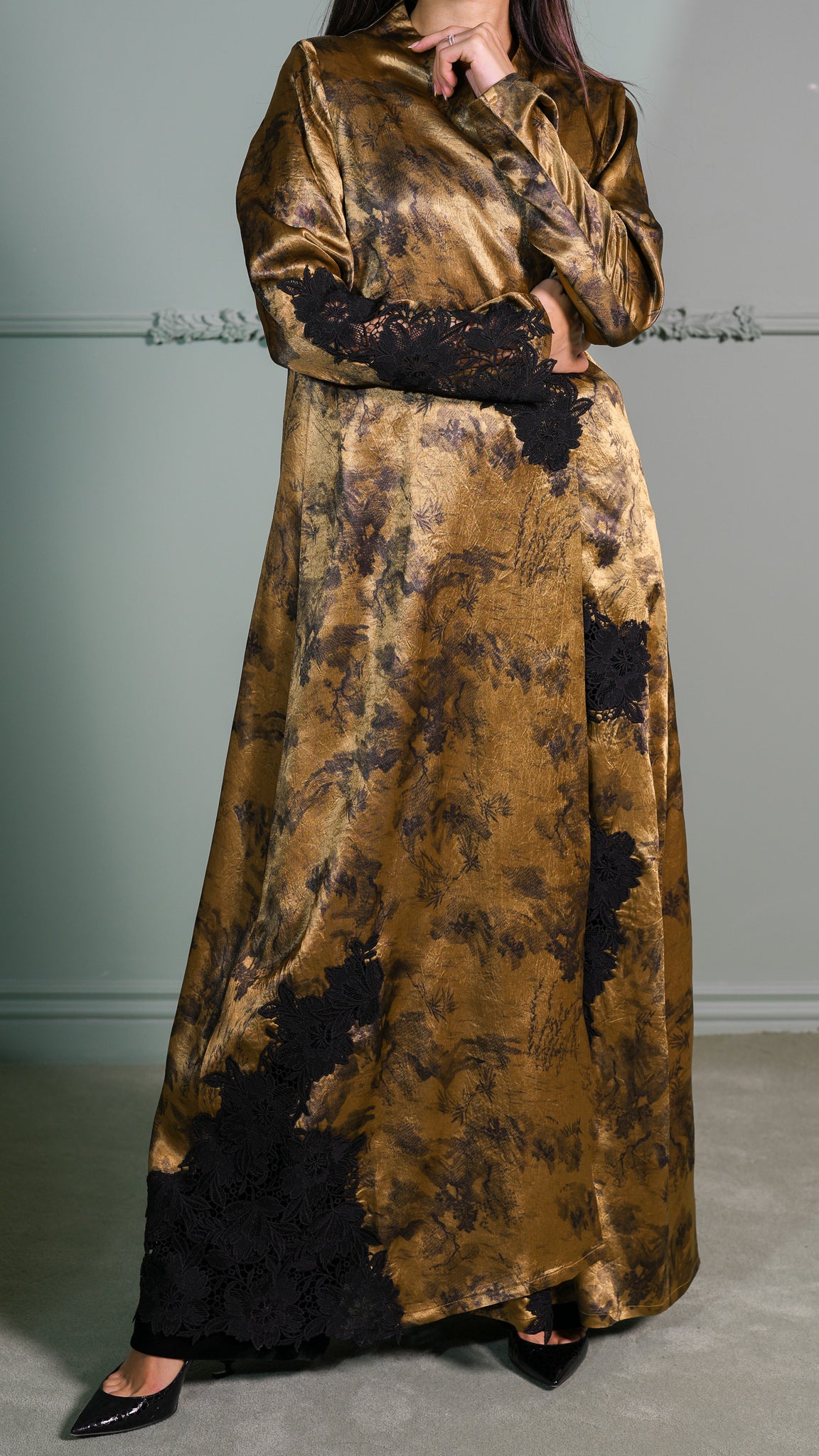 Lace Garden Abaya