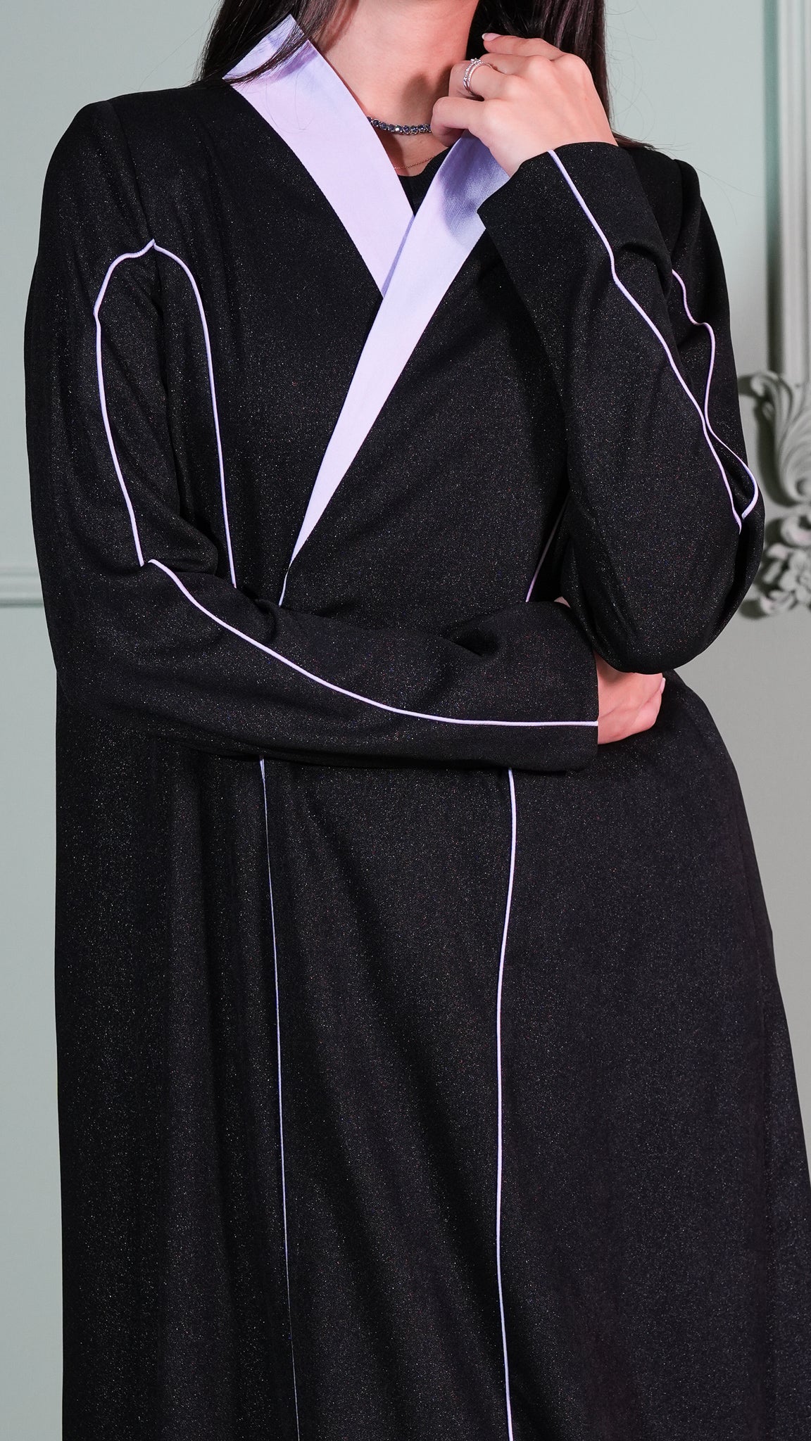 Axis Abaya