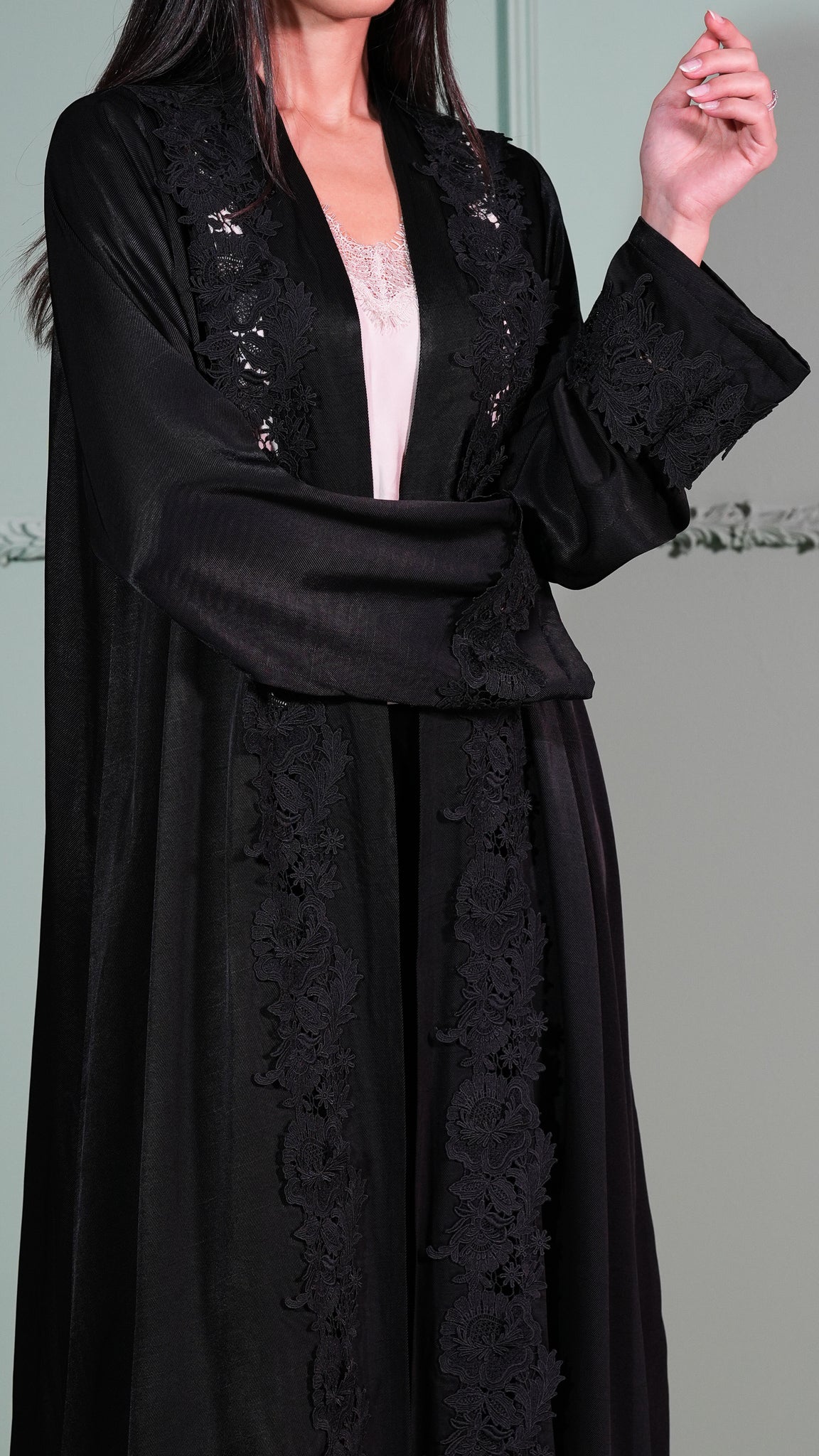 Layali Abaya