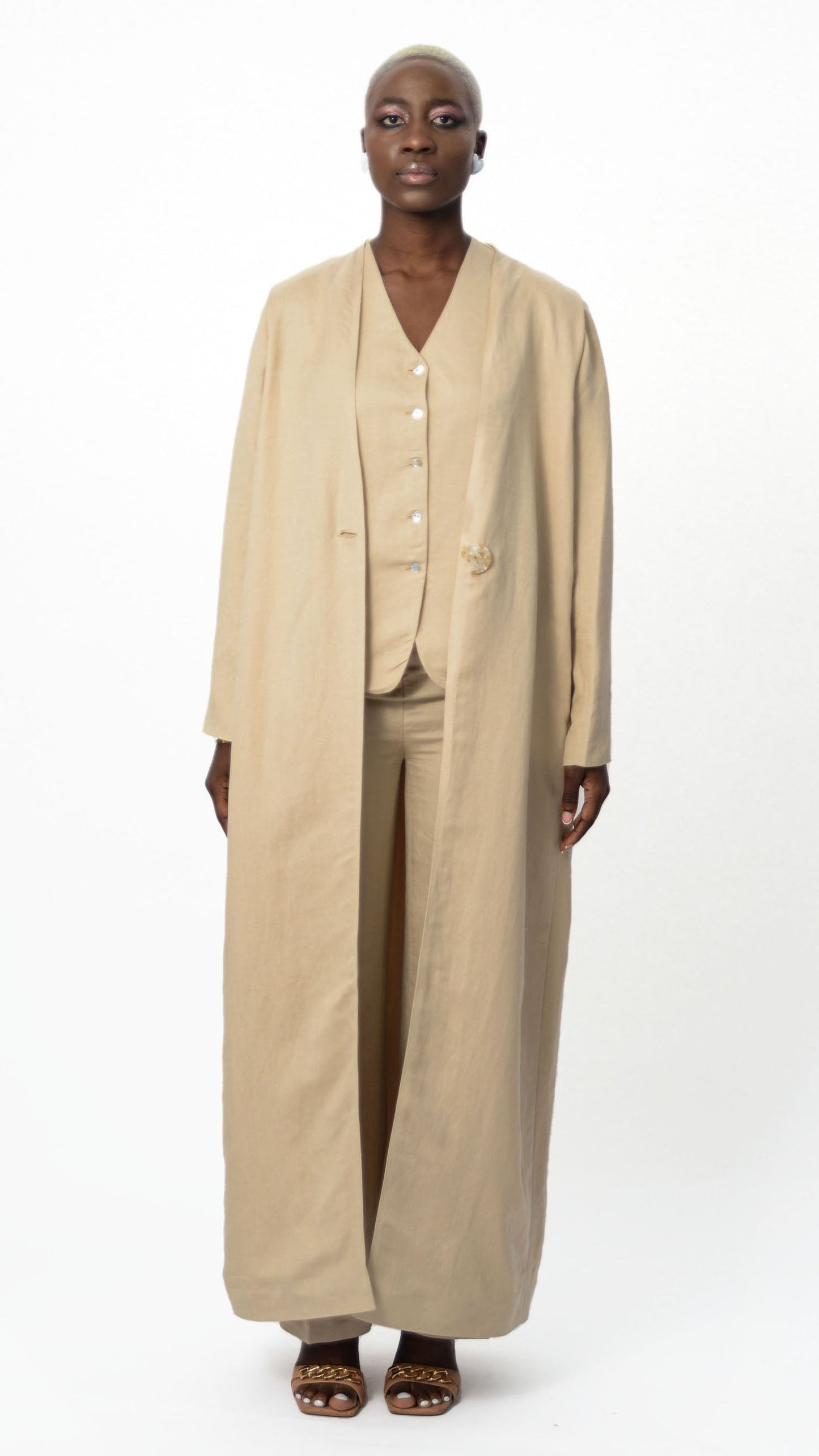 Shell Button Linen Abaya